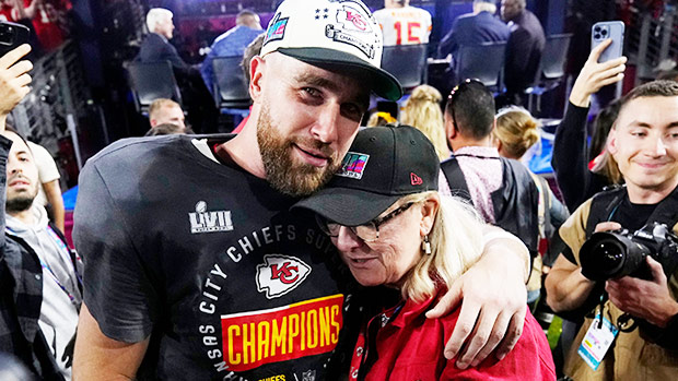 Donna Kelce adds to split Chiefs-Eagles apparel for Super Bowl