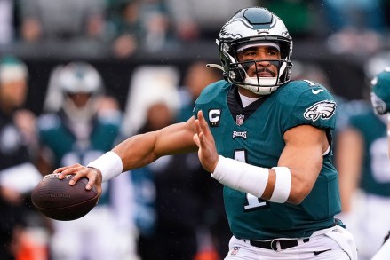 Philadelphia Eagles quarterback Jalen Hurts passes during the first half of the NFC Championship NFL football game between the Philadelphia Eagles and the San Francisco 49ers, in Philadelphia
49ers Eagles Football, Philadelphia, United States - 29 Jan 2023
