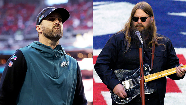 Super Bowl 2023: Chris Stapleton Has Players in Tears With His National  Anthem (VIDEO)