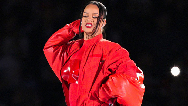 Pregnant Rihanna Rocks Cropped T-Shirt & Jeans In 1st Photos After Super Bowl Performance