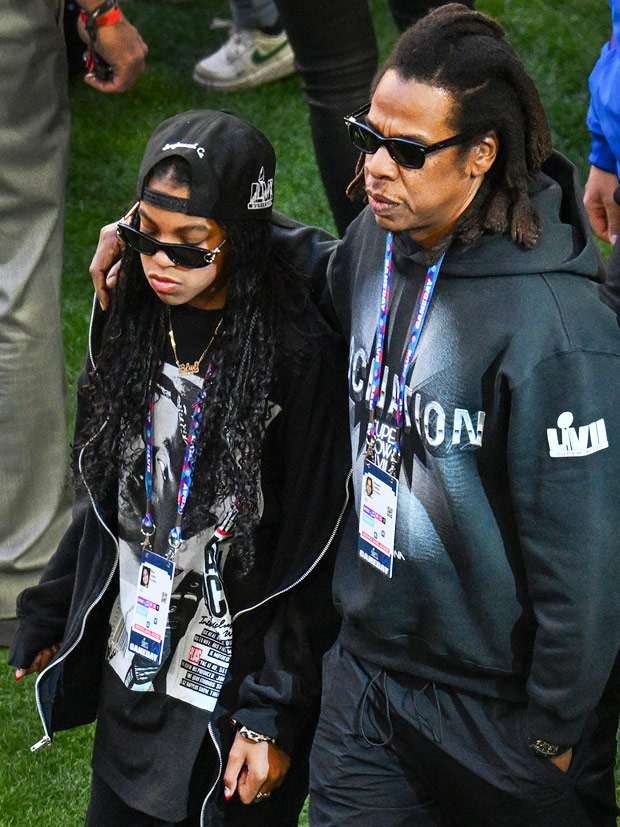 Blue Ivy Enjoys Super Bowl Daddy-Daughter Date With Jay-Z: Photo ...