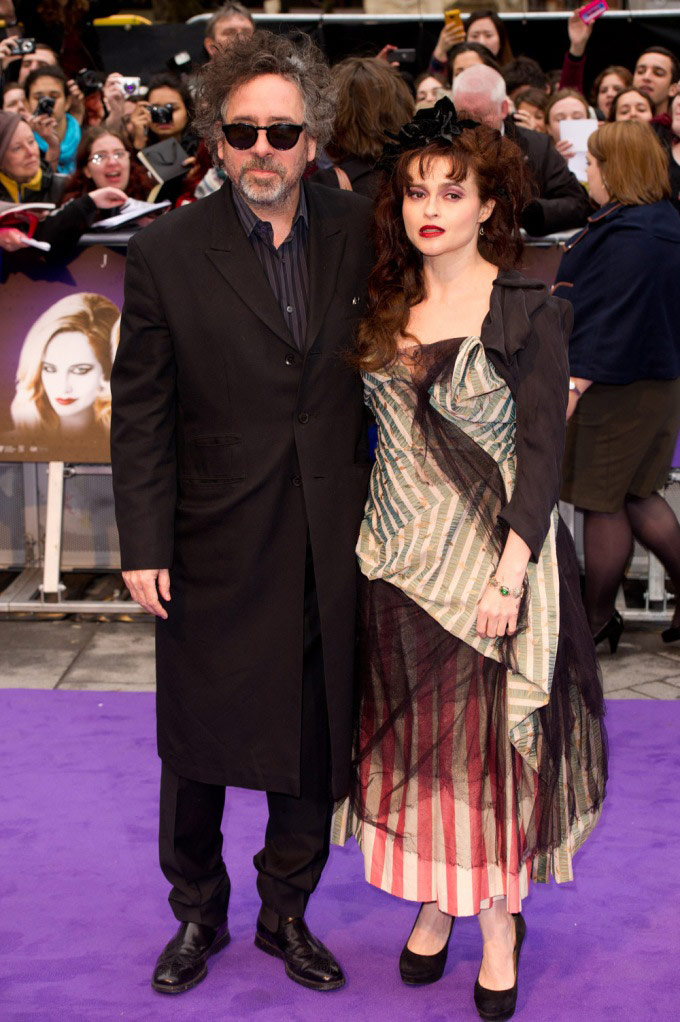 Monica Bellucci Tim Burton Confirm Romance By Kissing In Public