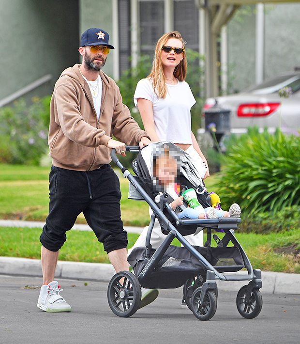 Adam Levine, Behati Prinsloo