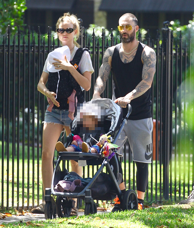 Adam Levine, Behati Prinsloo, Kids