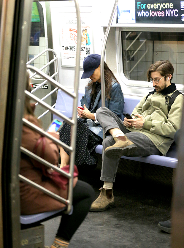 Katie Holmes Goes Incognito Riding The Subway In NYC: Photos