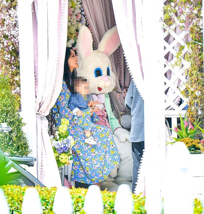 EXCLUSIVE: Macaulay Culkin and Brenda Song were spotted meeting with the Easter Bunny in Los Angeles, CA. The two lovebirds were all smiles as they visited the Grove with their two boys, Dakota, & newborn Carson, for some Easter family photos. The 'Home Alone' star also tried staying undercover with a mask but occasionally pulled It down to take a puff of his vape while waiting in line to meet the Easter Bunny. **SPECIAL INSTRUCTIONS*** Please pixelate children's faces before publication.***. 06 Apr 2023 Pictured: Macaulay Culkin & Brenda Song were spotted meeting with the Easter Bunny in Los Angeles, CA. The two lovebirds were all smiles as they visited the Grove with their two boys, Dakota, & newborn Carson, for some Easter family photos. The 'Home Alone' star also tried staying undercover with a mask but occasionally pulled It down to take a puff of his vape while waiting in line to meet the Easter Bunny. Photo credit: @CelebCandidly / MEGA TheMegaAgency.com +1 888 505 6342 (Mega Agency TagID: MEGA966455_042.jpg) [Photo via Mega Agency]
