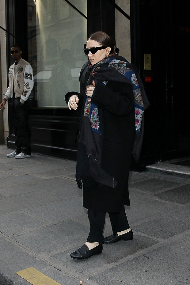 mary kate olsen street style