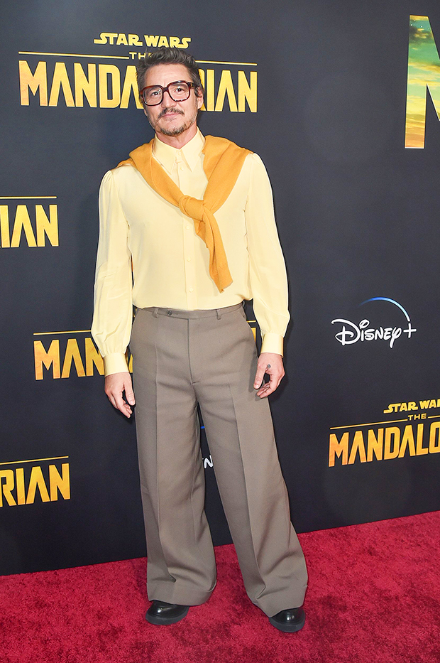 Pedro Pascal Looks Nothing Like Joel Or Mando In New Photos Celebrating  'The Mandalorian' Season 3