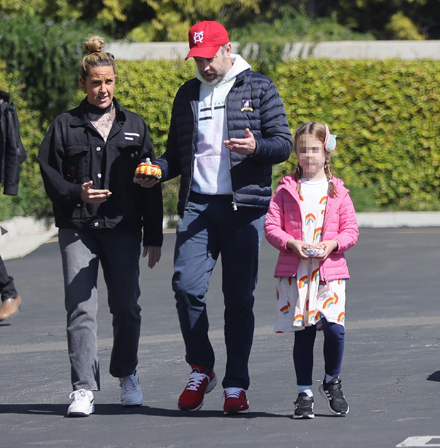 Jason Sudeikis and daisy