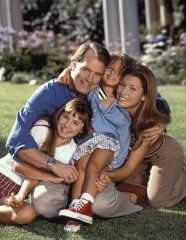 Editorial use only. No book cover usage.Mandatory Credit: Photo by Warner Bros Tv/Kobal/Shutterstock (5875632b)Stephen Collins, Mackenzie Rosman, Jessica Biel, Beverly Mitchell7Th Heaven - 1996Warner Bros TVUSATelevision