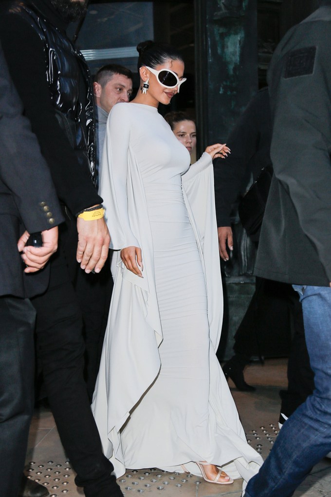 Kylie Jenner Arriving at Paris Fashion Week