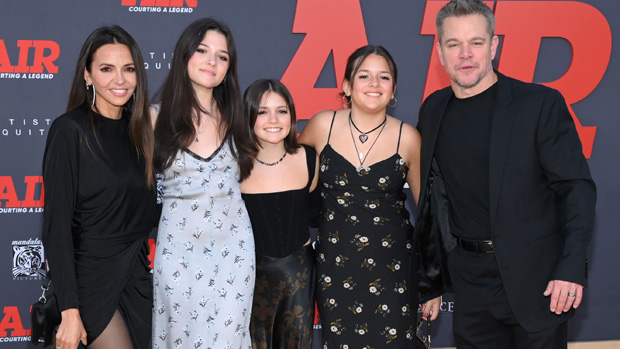 Matt Damon Daughters Evergreen Ftr ?quality=100