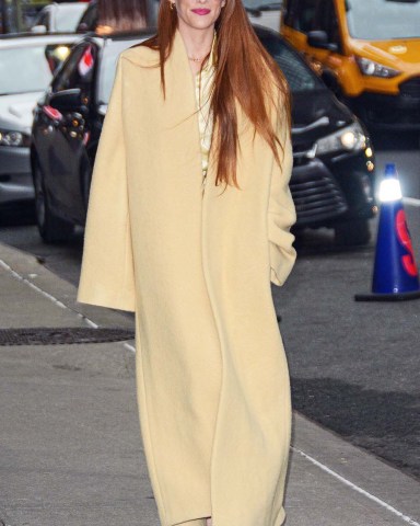 Celebrities visit the Stephen Colbert Show in NYC.

Pictured: Riley Keough
Ref: SPL5526463 010323 NON-EXCLUSIVE
Picture by: Lakota / SplashNews.com

Splash News and Pictures
USA: +1 310-525-5808
London: +44 (0)20 8126 1009
Berlin: +49 175 3764 166
photodesk@splashnews.com

World Rights