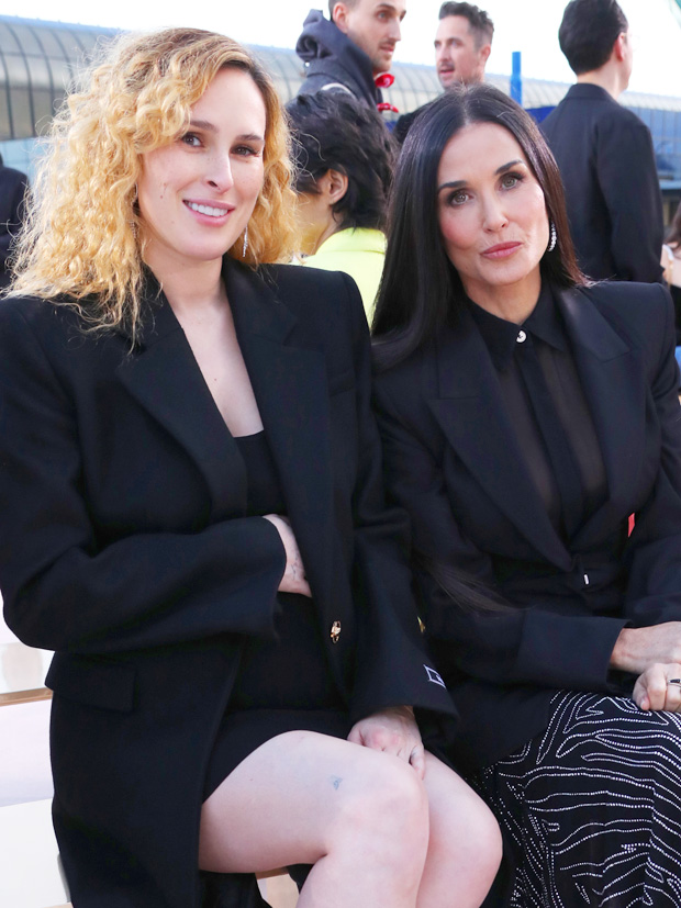 Rumer Willis Credits Parents Bruce & Demi Moore For Handling of