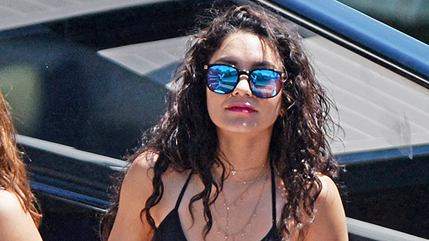 Vanessa Hudgens went swimming in a bikini in the Philippines on vacation: PHOTOS
