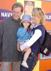 William H. Macy, Felicity Huffman and Daughter Sofia Grace
PS ARTS EXPRESS YOURSELF CHILDRENS STREET FAIR, CALIFORNIA, AMERICA - 02 NOV 2003
November 2, 2003 - Venice Beach, CA.
Actor William H. Macy, wife actress Felicity Huffman and daughter Sofia Grace.
P.S. Arts Express Yourself Children's Street Fair on Market Street.
Photo®Dan Steinberg/BEImages