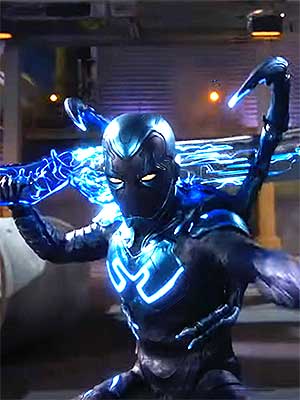 Blue Beetle' Trailer: Xolo Maridueña Gets Superpowers – Hollywood Life
