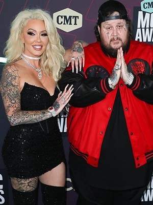 CMT Awards 2023: Photos Of Stars On The Red Carpet & More – Hollywood Life