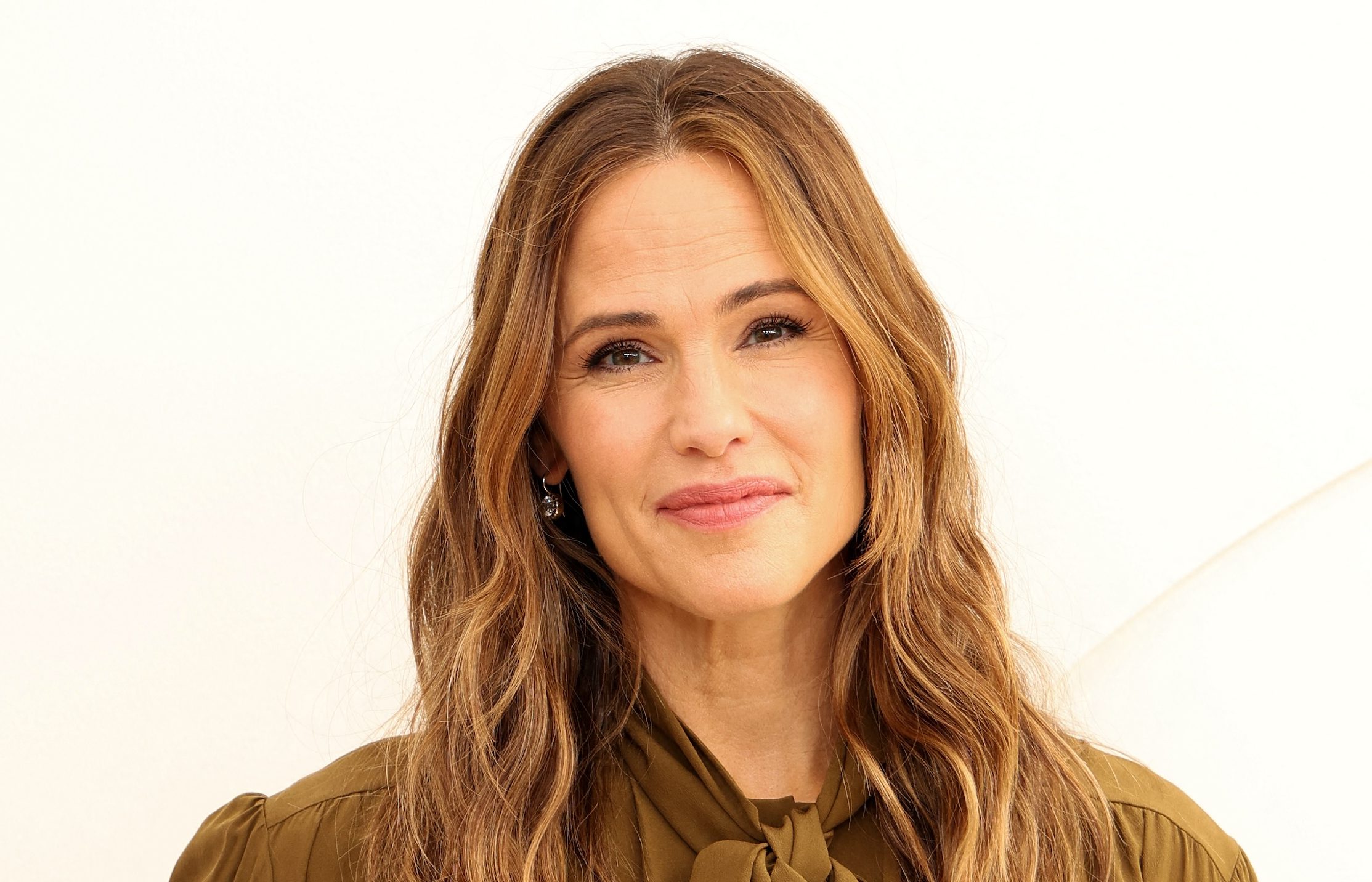 Jennifer Garner Then & Now: Photos of the Actress Over the Years