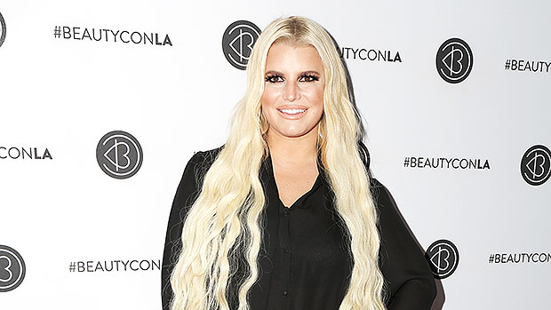 Jessica Simpson Rocks Leather Pants & Jacket In New Outing Photos – League1News