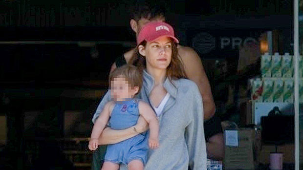 Riley Keough and daughter