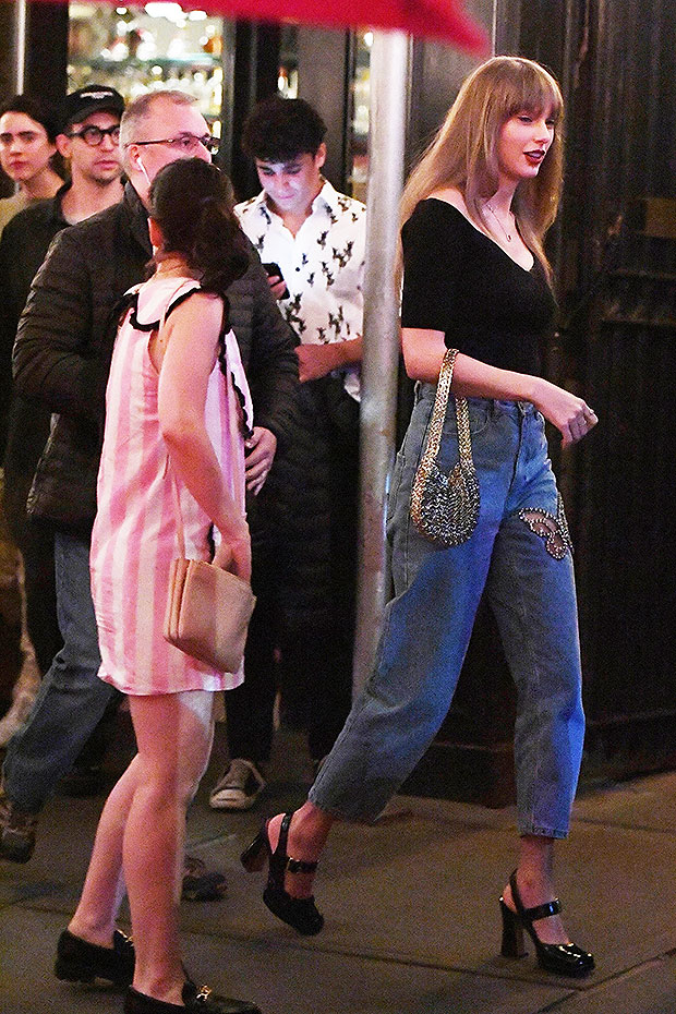 Taylor Swift Was Only Spotted in NYC Because She Wanted Us to See Her