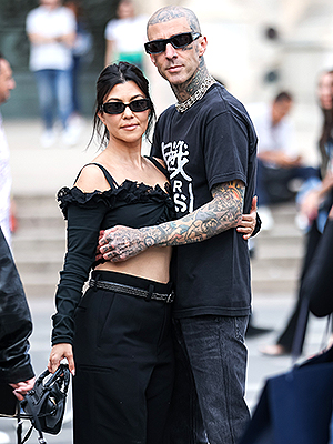 kourtney kardashian travis barker
