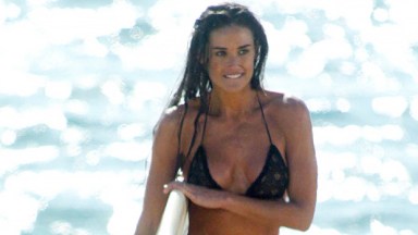 demi moore leopard bikini