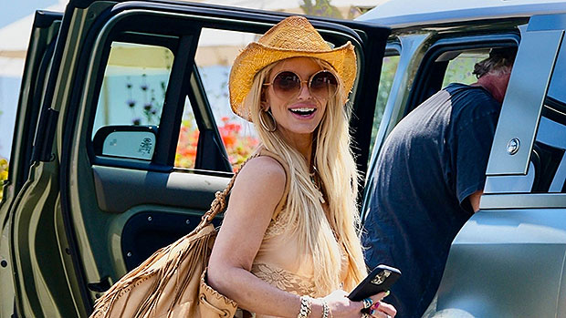 Jessica Simpson Spends Time With Her Kids During A Malibu Brunch – Hollywood Life
