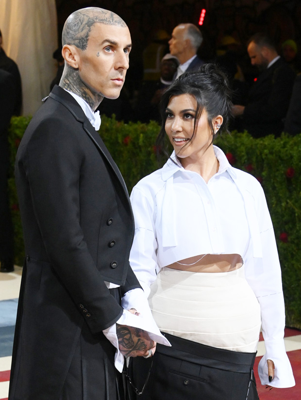 kourtney kardashian travis barker