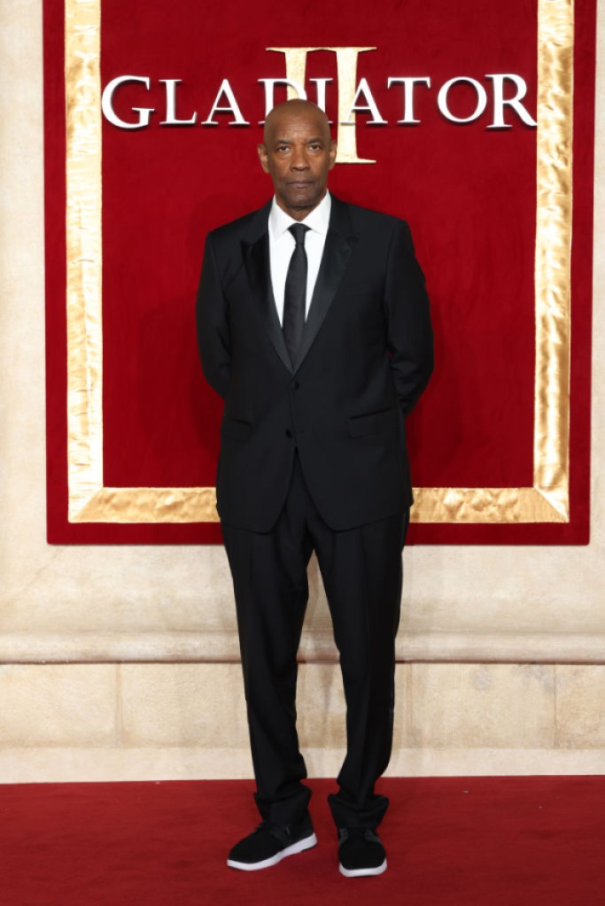  Denzel Washington attends the Royal Film Performance and Global Premiere of "Gladiator II" at Odeon Luxe Leicester Square on November 13, 2024 in London, England. (Photo by Tim P. Whitby/Getty Images for Paramount Pictures)