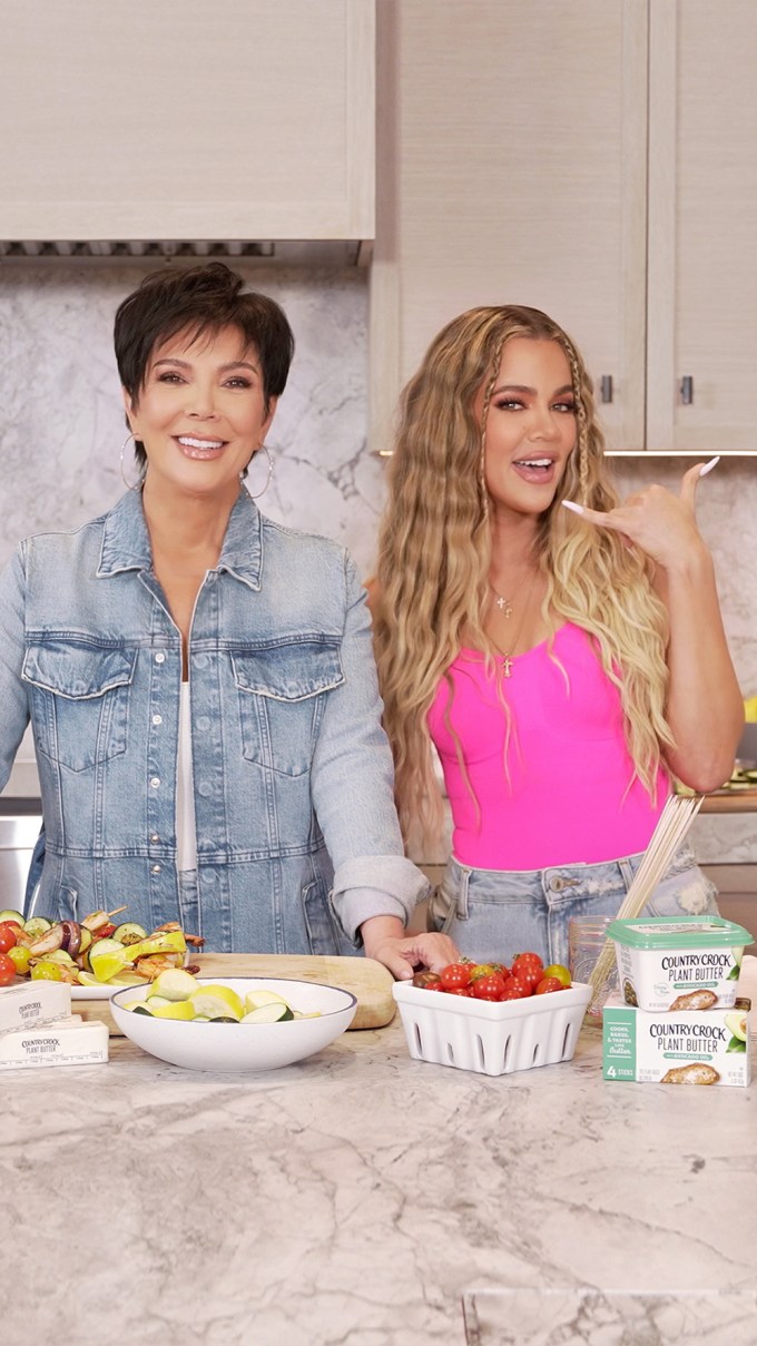 Kris Jenner and Khloé Kardashian Host Cook-Off in LA