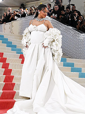 rihanna son and pregnancy met gala