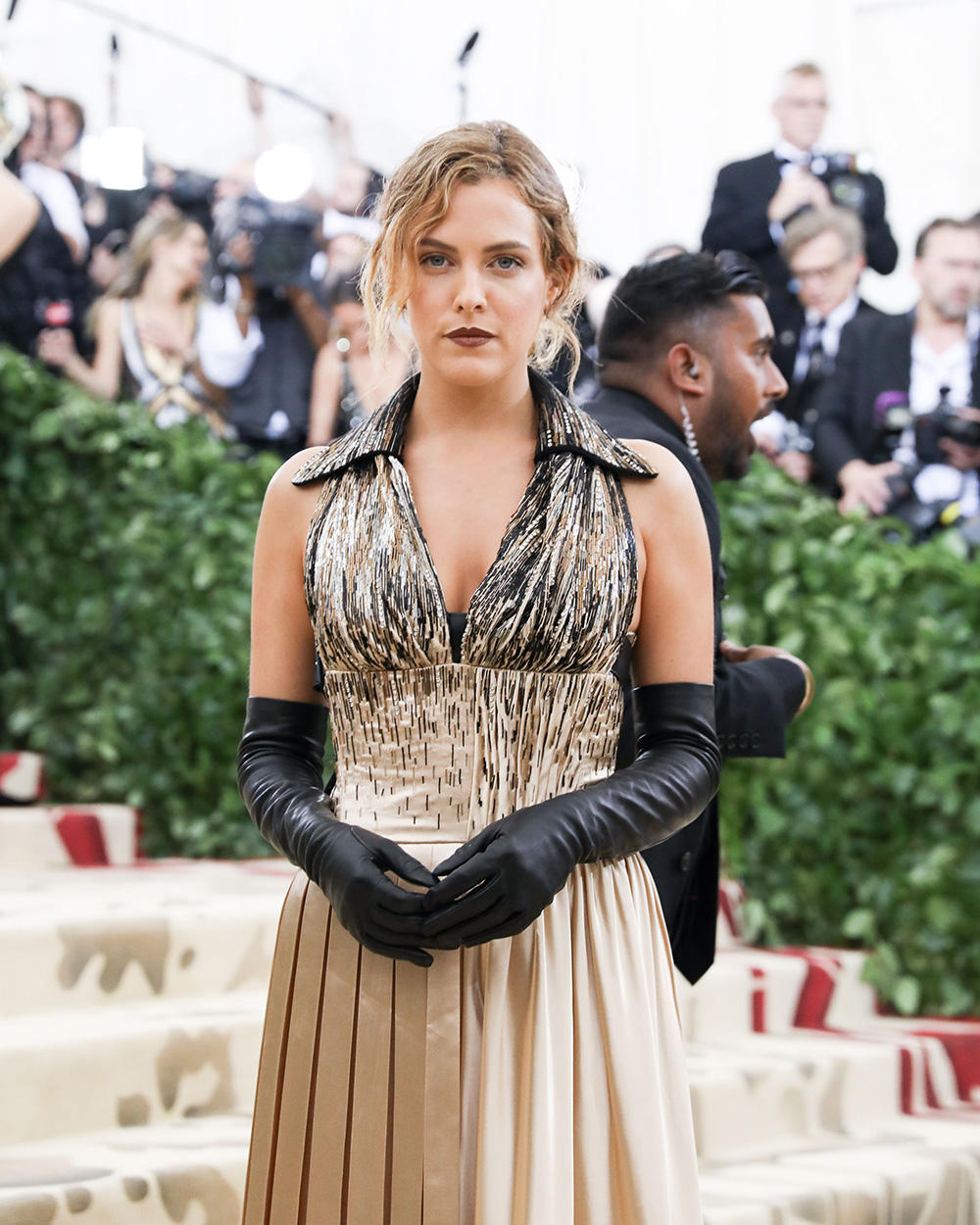 Riley Keough In Louis Vuitton @ 2019 Met Gala