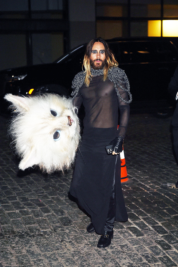 Jared Leto With Cat Head To Met Gala After Party Mega Embed ?w=620