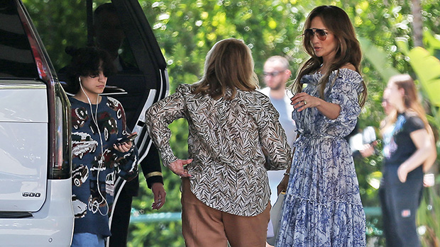 Jennifer Lopez & Ben Affleck Celebrate Mother’s Day With Both Of Their Moms & 3 Of The Kids