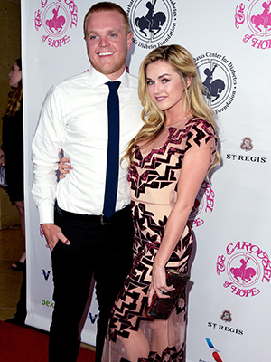 lindsay arnold sam cusick