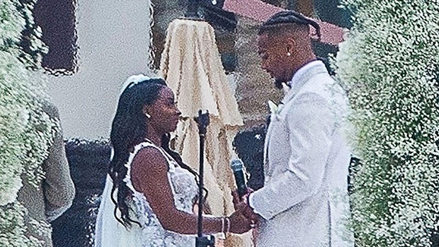 Simone Biles Is Elegant In Lace & Tulle Gown For 2nd Wedding In Cabo To Jonathan Owens: Photos