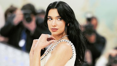 Dua Lipa’s ‘Blueberry Milk’ Nail Trend – Hollywood Life - Breaking News ...