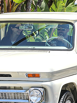 kendall jenner bad bunny beverly hills hotel