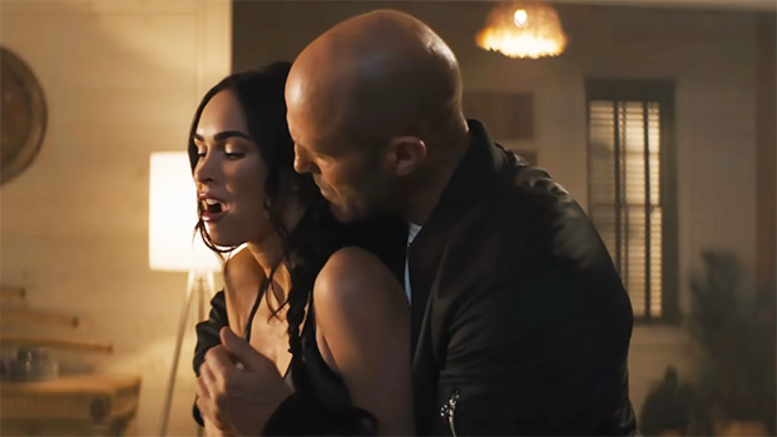 Megan Fox Gets Handsy With Jason Statham In Action Packed ‘expend4bles Trailer Watch N Cryptech 