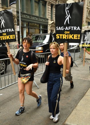 AnnaSophia Robb attends the SAG-AFTRA Strike Picket Line, New York
SAG-AFTRA Strike Picket Line, New York, USA - 19 Jul 2023