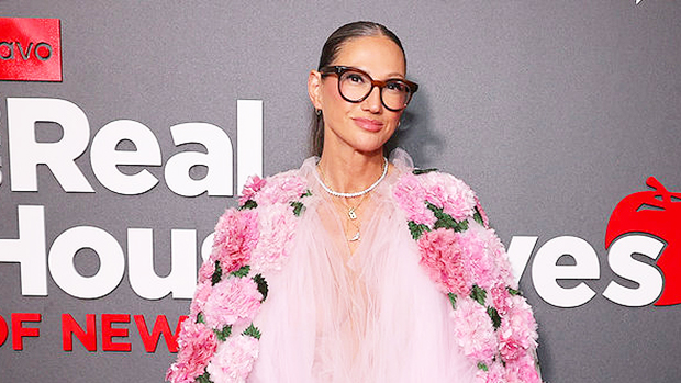 You are currently viewing ‘RHONY’s Jenna Lyons Predicts Fan Reaction To Being Outed: Exclusive – Hollywood Life