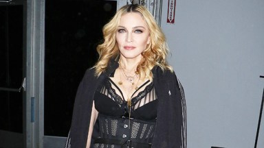 Madonna Poster Flat in just her bra : : Home