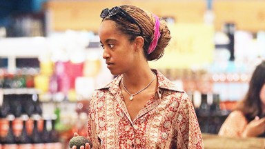 Malia Obama shopping Los Angeles