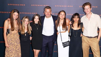 Matt Damon and daughters