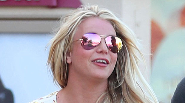 Britney Spears Rocks Plunging Crop Prime & Mini Skirt, Talks New E-book – League1News