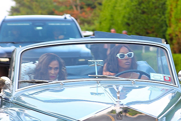 Kelly Rowland and Tina Knowles