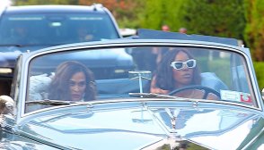 Kelly Rowland and Tina Knowles