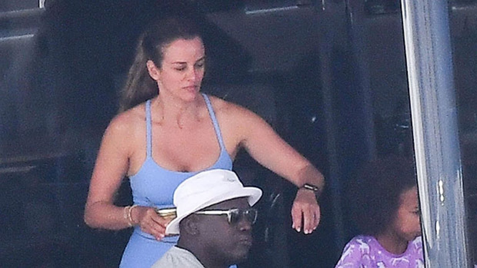 Michael Jordan And Wife Yvette Prieto Relax On Yacht In Sardinia Hollywood Life 8044